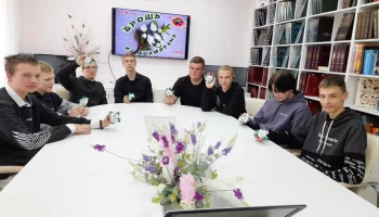 Мастер-класс "Брошь из фоамирана", в рамках реализации проекта "Пушкинская карта"